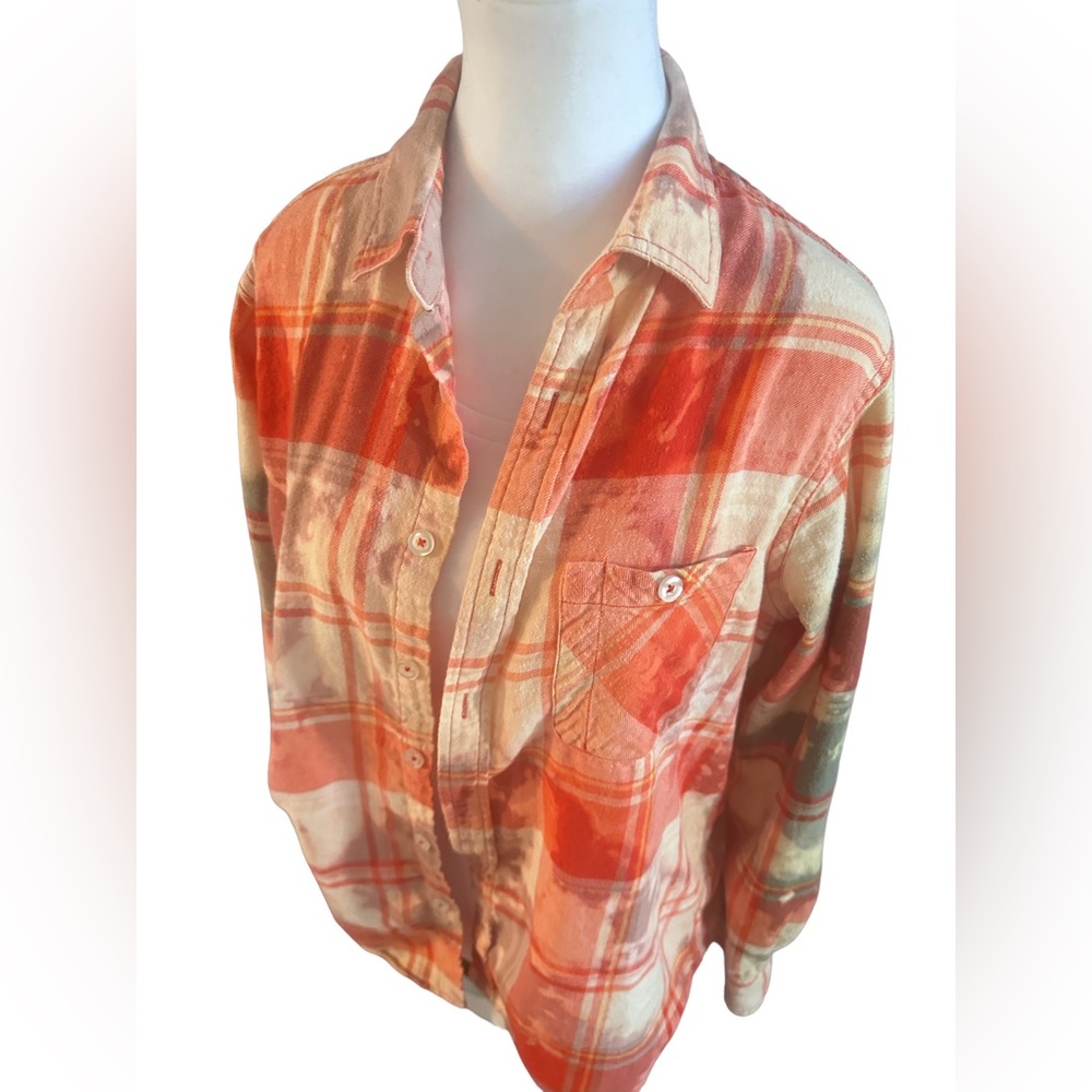 Upcycled DIY Custom Bleached Flannel Shirt size Medium (F60) - Picture 4 of 5